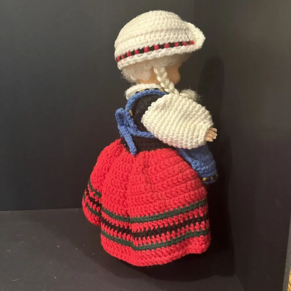 Vintage Doll With Blonde Hair, Blue‎ Eyes & Knit Yarn Outfit